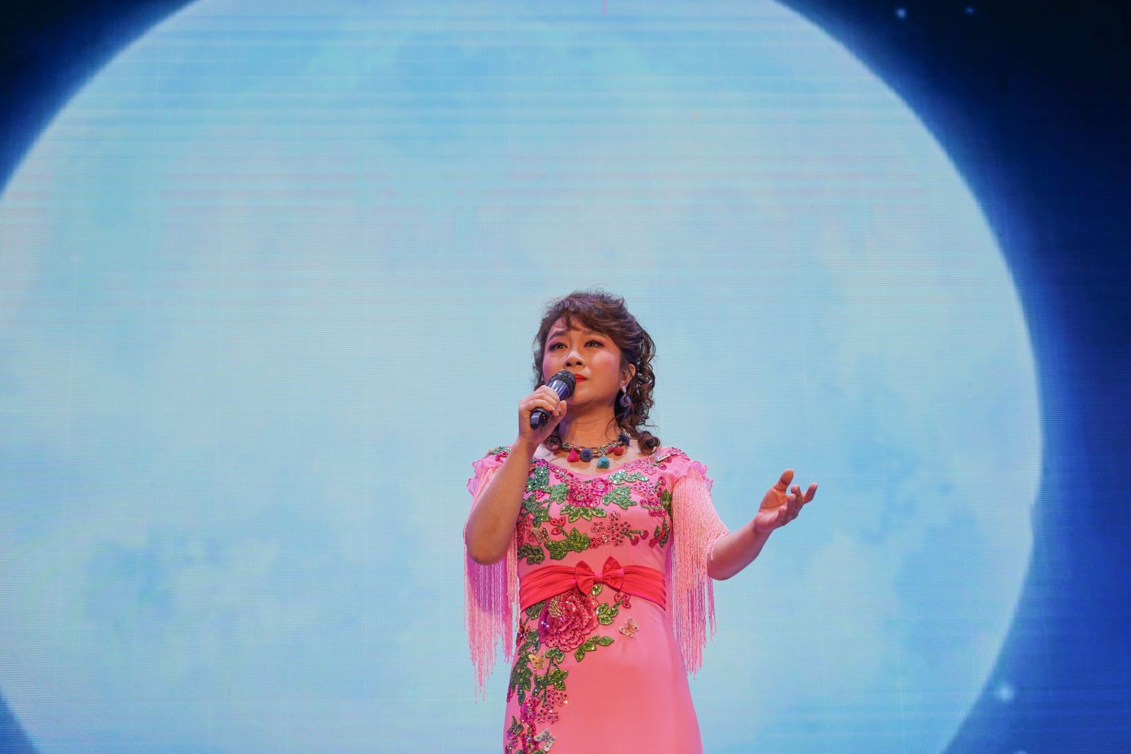 粤歌《海上生明月》,嘉宾:梁玉嵘