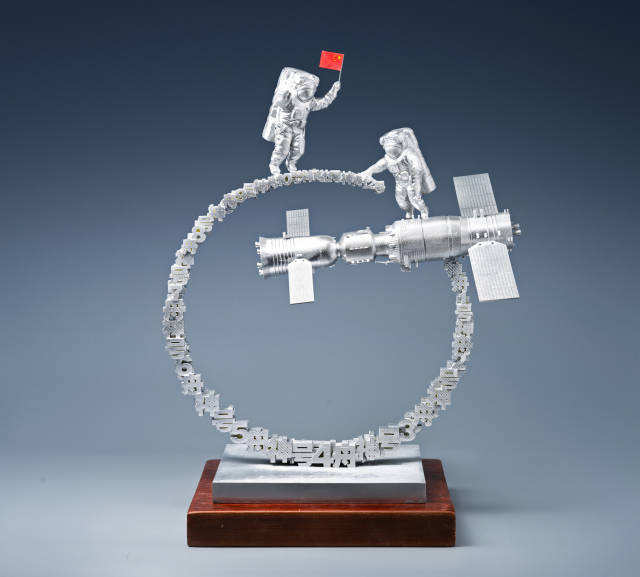 文化强省新春大家谈⑨许鸿飞以雕塑语言展现中国正能量