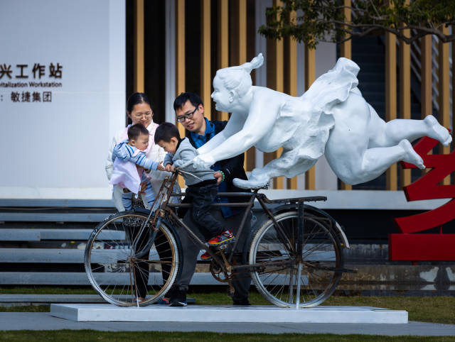 文化强省新春大家谈⑨许鸿飞以雕塑语言展现中国正能量